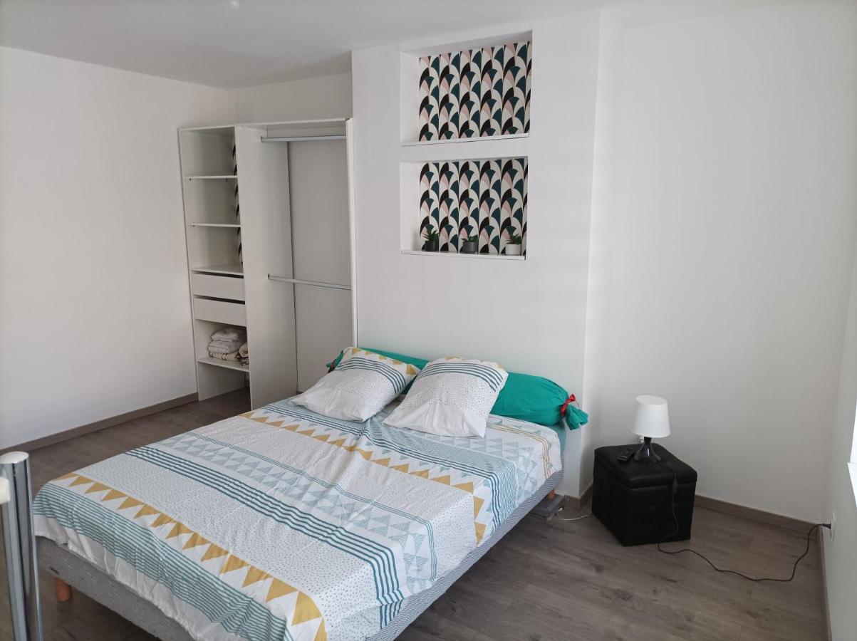شقة Bogny-sur-Meuse  في Petite Maison Agreable Pour 6 Voyageurs المظهر الخارجي الصورة
